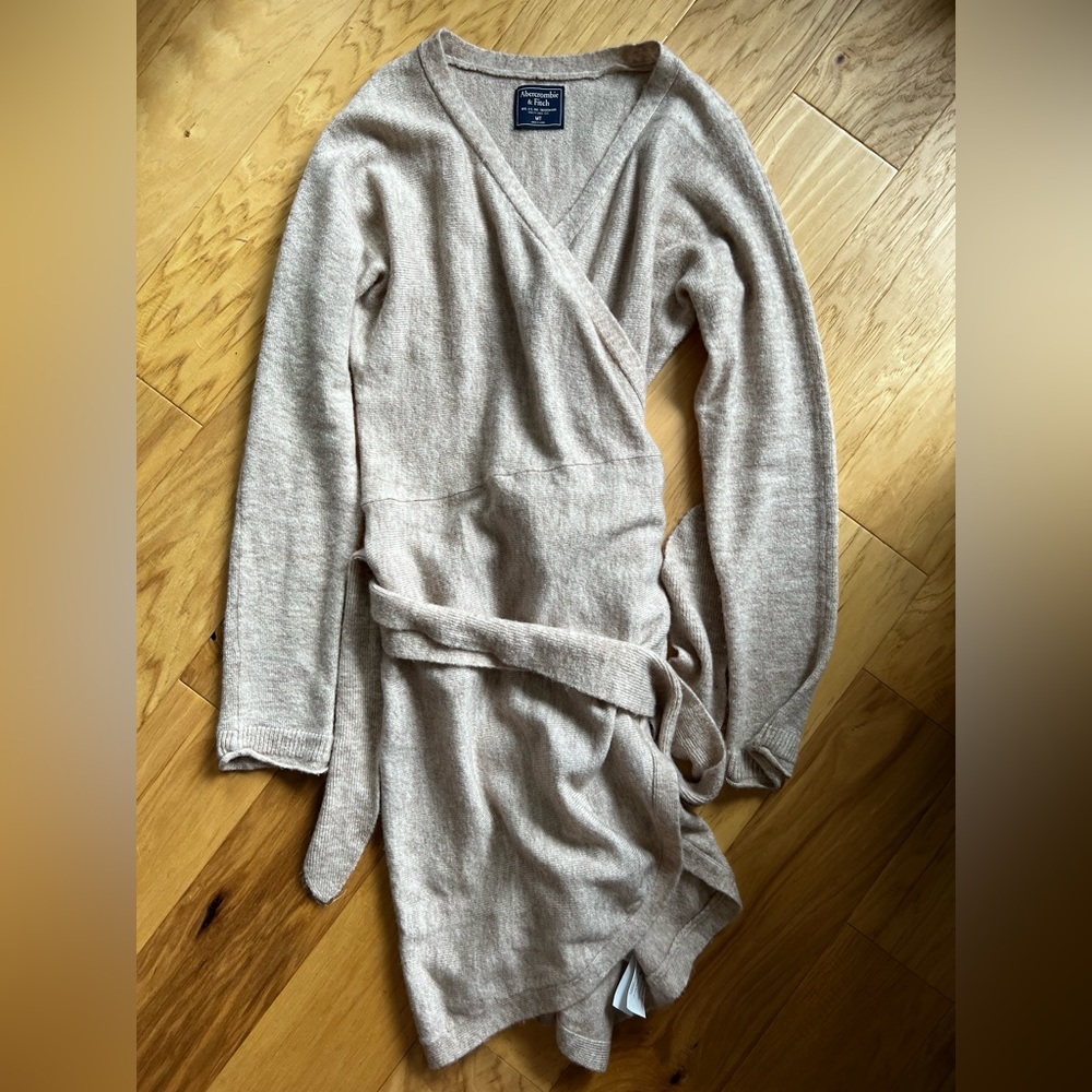 Abercrombie & Fitch wrap sweater dress in Medium Tall.